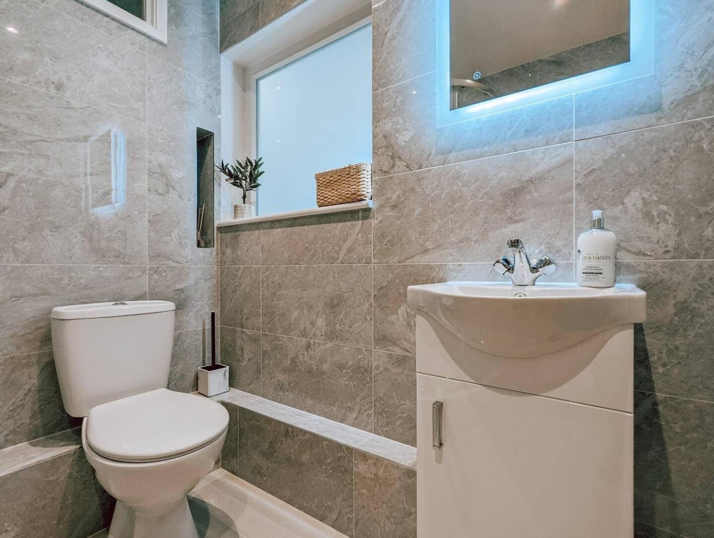 The Springwell Apartment Near Farringdon Londra Esterno foto